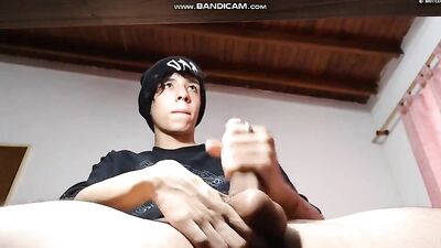 Bonnet Twink: Thick Dicks and Veins Galore!