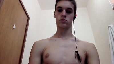 Wanking in the Badrooms: Gay Porn Revisited!