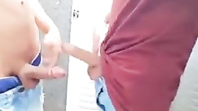 6 boys fuck and cum outside