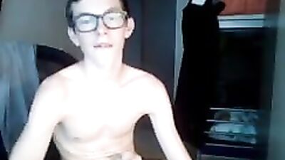 Cumming Nerdy Web-Cam Solo!