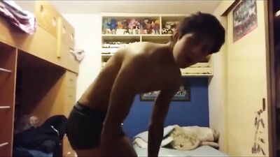 Young & Beautiful: A Gay Porn Video with Nice Ass