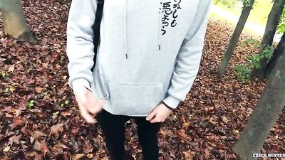 Blond Minet Fury: Roadside Oral Action!