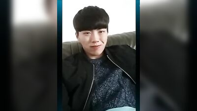 Asian Minot Sexy: The Ultimate Handjob Web-Cam Experience