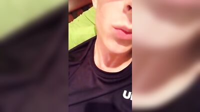 Straight Twink Jerks Off Live on Web-Cam!