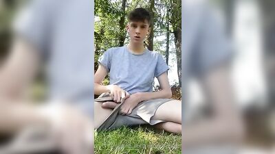 Outdoor Cumshot Amateur - Jerk Off Twink Solo!