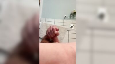 Gay Teen Bathroom Floor Exposure - Ultimate Wanking Experience