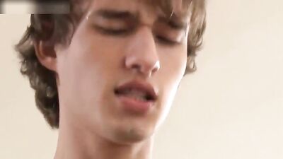 Double Penetration: Two Bois Fuckfest - Dobbin Vid