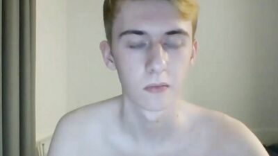 Blue Eyes Big Cumshot: Gay Solo Porn Video!