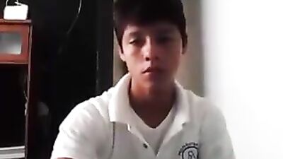 Cumming Latino Dreams - The Ultimate Hung Wanker Experience!