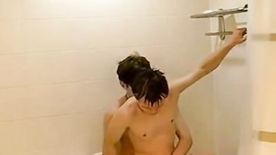 Shower Boy XXX - The Game Returns: A Gay Porn Adventure!