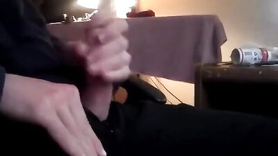 Beautiful Mushroom Cock Jerk: First-Time Amateur Cum Shots!