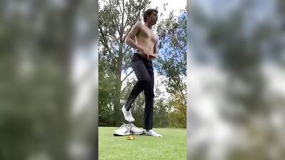 Golfer Exhibitionist: The Cold Amateur Outdoor Adventure