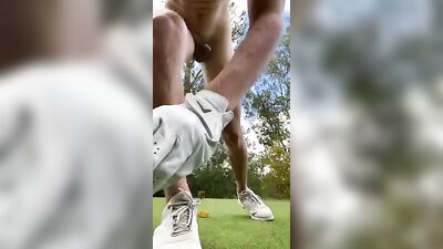 Golfer Exhibitionist: The Cold Amateur Outdoor Adventure