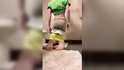 Gooner in the Bathroom Spread Open - Ass Action