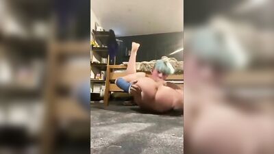 Robbie Spead Eagle Self Sucking