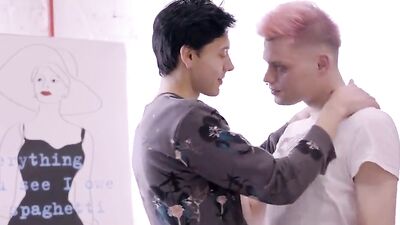 Pink-haired Boy Twinks Bareback Cum Shots: Double Penetration with Friends!