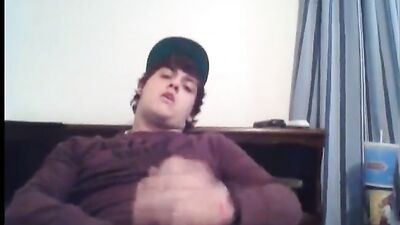 Young Beefy Boys Pounded by Webcam Hunk!