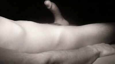 Hands-Free Cumming Passion - A Gay Porn Video with a Hands-Free Twist!