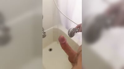 Young Twinks Cumshot Obsession: Shower Head Fun