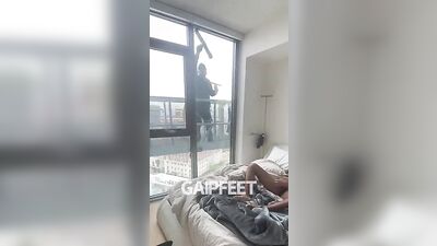 Window Cleaner Jerks Off in Front of the Crowd!