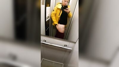 Sexy guy in sweatpants cums hard in the entrance. Jerk off in elevator