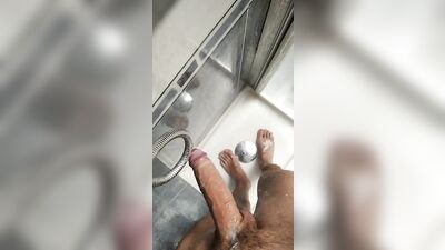 Jerking Big Cock in Shower, Cream Baths Cock and Squirting on Feet