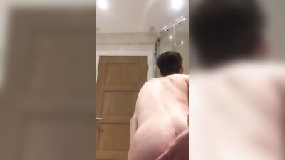 Matthew Fingers his Straight Hole