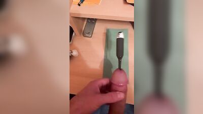 Young & Lustful: Amateur Cum Shots & First-Time Handjobs