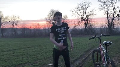 Horny Teenager and Hot trip by bicycle ! 1 - TRIP. 2 - CUMSHOT ! / BIG DICK