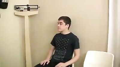 Bareback Sexplosion: Gay Porn Videos with Raw Passion and Thrilling Action!