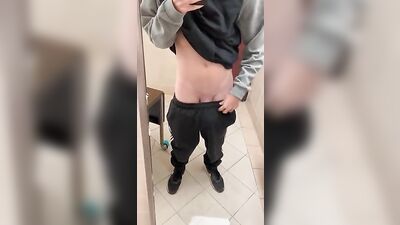 Gay Porn Showoff - Amateur Big Cocks Solo