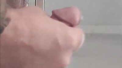 Gay Twink Cum Explosion: Amature Handjob Solo!