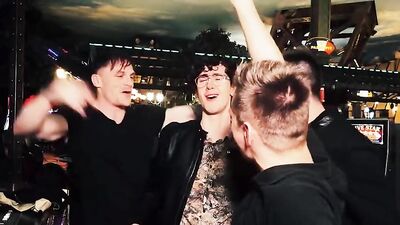 Gangbang in Vegas: Action Cum Shots Group Sex