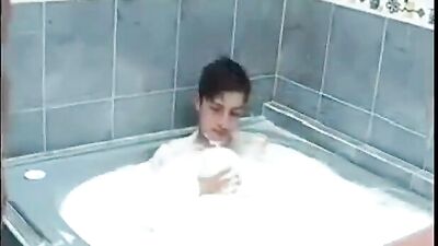 Rawstyle: Fervent Edging between Two Wild Men