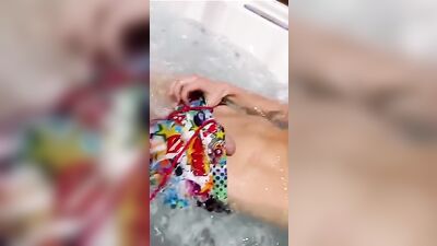 Gay Jacuzzi Playboy - Solo Sex Action Cum Shots Web-Cam