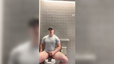 The Thunder from Down Under! JO Bros Huge Cumshots and Public Outdoor Shoot!