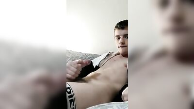 Cum-Watch Tongue Twink Jerk-Off!