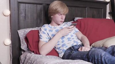 Gay Porn - Cody Catches Charlys Passionate Adventure!