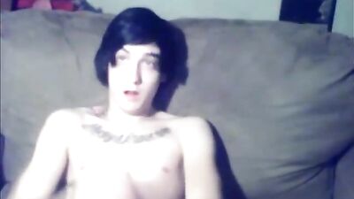 Gay Cam Daltron: Sensual Boy with Huge Dick!