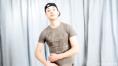 Straight To The Point: Cum Shots Solo