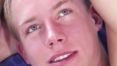 Eye-Catching Exposure: You Photograph Me?