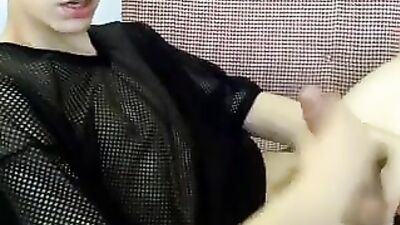 Webcam Boy Wonderland - A Twinks Web-Cam Show Turns Into a Gay Porn Adventure!