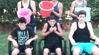 Douche - The Ultimate Gay Porn Video Experience!