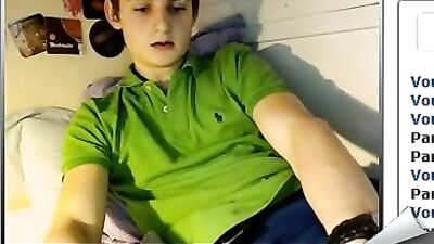 Cutie in Green Shirt: Hot Gay Porn Action!