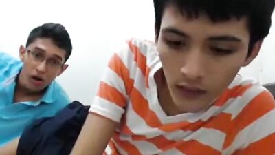 2 Young Lovers: Action Ass Play Oral