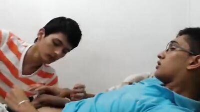 2 Young Lovers: Action Ass Play Oral