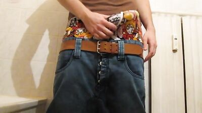 Jeans Saggin Jack-Straight Into Gay Porn Action!