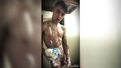 Gay Teen Shower: Hardcore Action in the Shower Room!