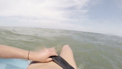 Miami Cum Frenzy: Garrys Amature Beach Jerk Off