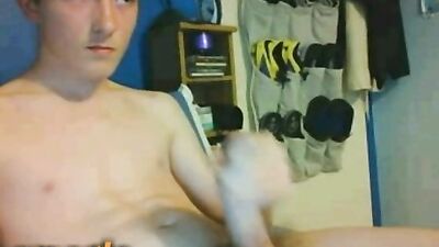 Self-Satisfied Webcam Soloist: The Ultimate Gay Porn Experience